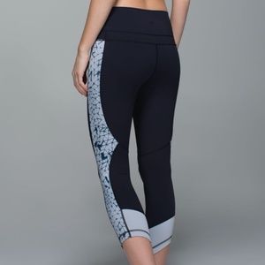 Lululemon Retreat 7/8 Tight